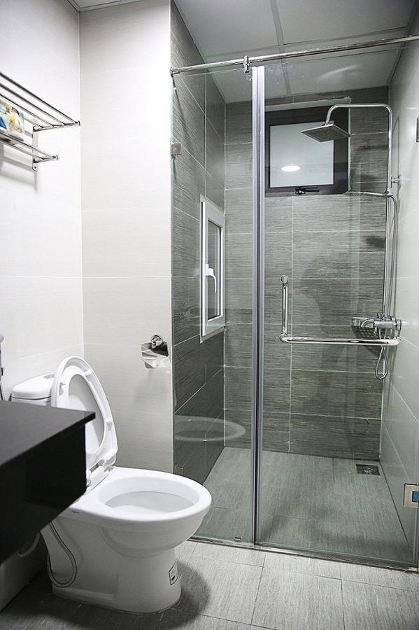 V House 6 Serviced Apartment Hanoi Exterior photo